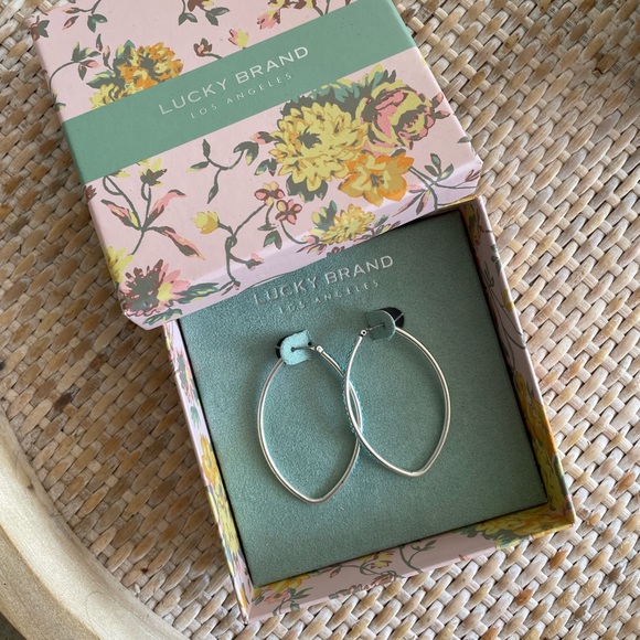 COPY - Lucky Brand Earrings - Picture 1 of 3